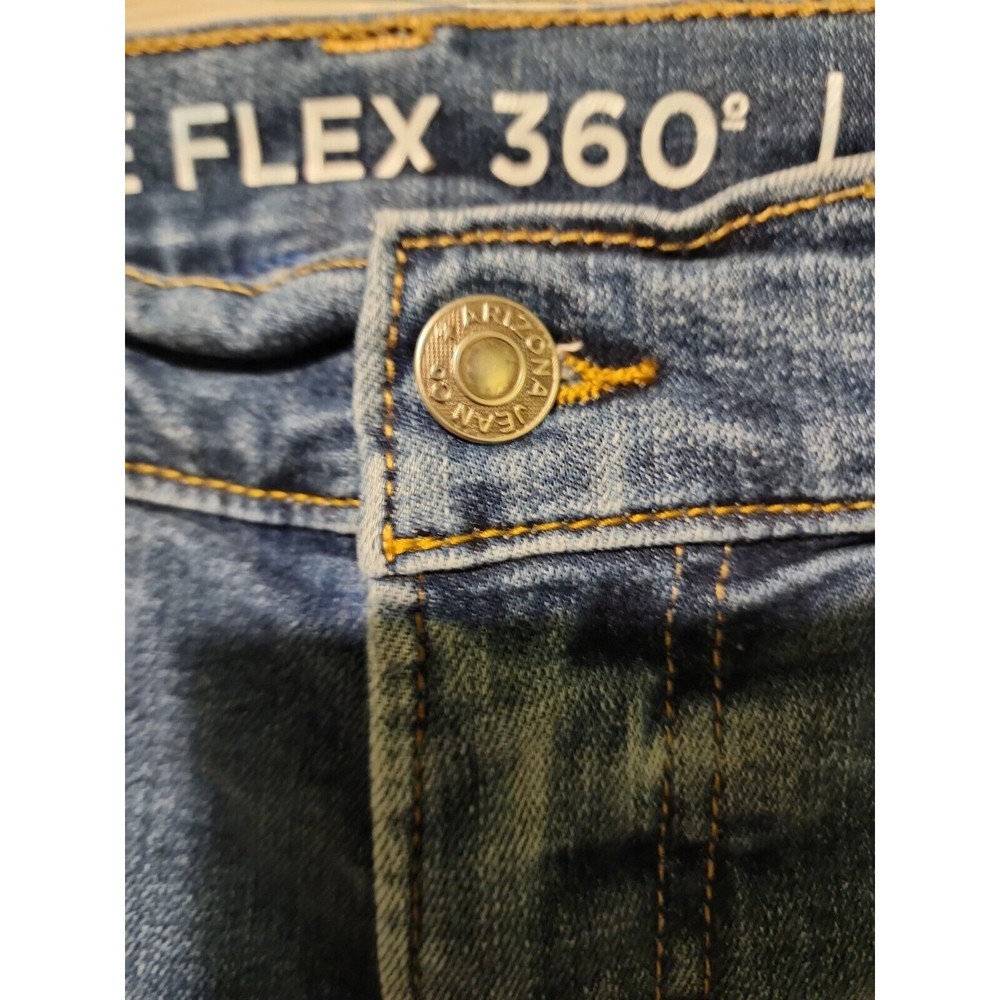 *Sold* Mens Size 31x32 Arizona Bootcut Jeans - Picture 7 of 10